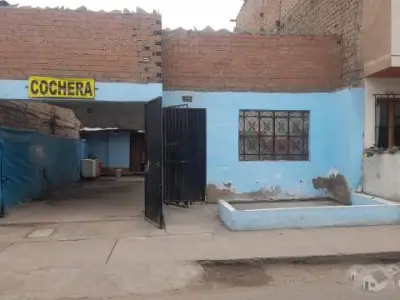 VENTA DE CASA PAMPLONA BAJA - SJM 160m2