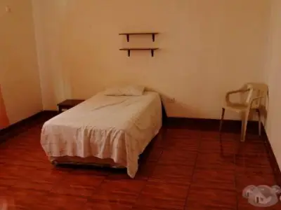 Alquilo amplia habitación en Urb. Miraflores, Piura