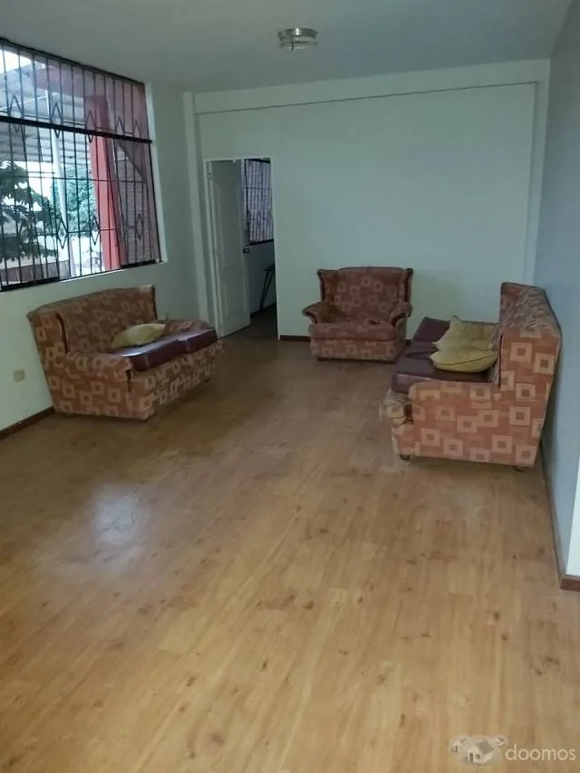 SE VENDE LOCAL COMERCIAL - 8
