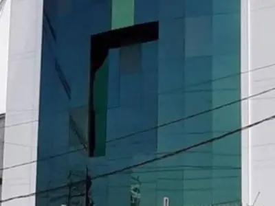EDIFICIO MODERNO DE 5 PISOS -  MIRAFLORES EN ALQUILER