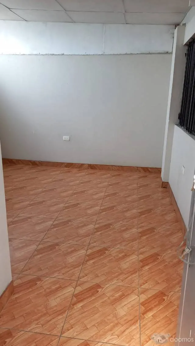 SE ALQUILA HABITACIÓN CON BAÑO, MINI COCINA, LAVANDERÍA Y TENDAL PROPIO — foto 2