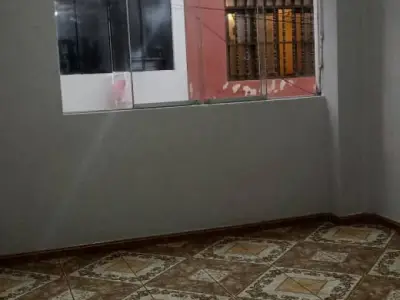 Departamento amplio en segundo piso