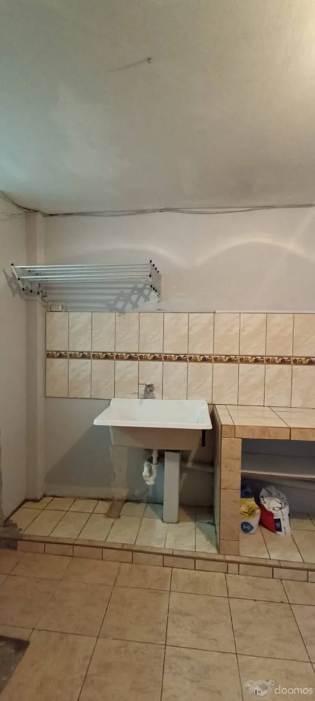 Departamento amplio en segundo piso — foto 4