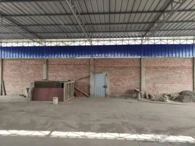 SE ALQUILA LOCAL COMERCIAL 800 m2 EN ATE VITARTE ( A 3 MINUTOS DE MERCADO PRODUCTORES)