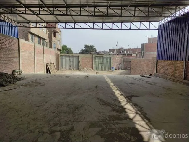 SE ALQUILA LOCAL COMERCIAL 800 m2 EN ATE VITARTE ( A 3 MINUTOS DE MERCADO PRODUCTORES) — foto 2