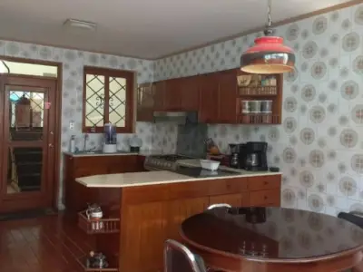 EXCELENTE CASA BIEN UBICADA