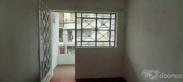 * SE ALQUILA HABITACIÓN AMPLIA EN EL DISTRITO DE SAN MARTÍN DE PORRES - LIMA - 1