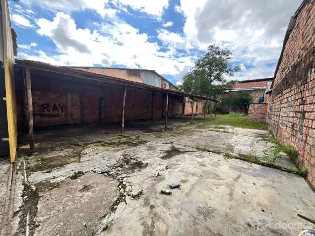 Alquiler de local comercial/ calle palmeras/iquitos/ s/. 3000 - 3