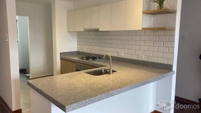 VENTA DE DEPARTAMENTO REMODELADO EN JESÚS MARÍA — foto 3