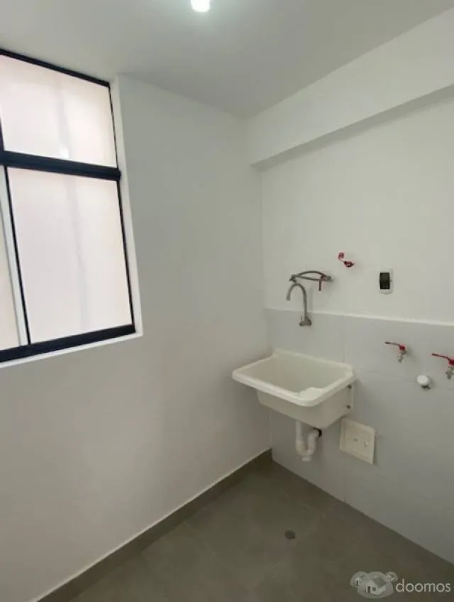 VENTA DE DEPARTAMENTO REMODELADO EN JESÚS MARÍA — foto 6