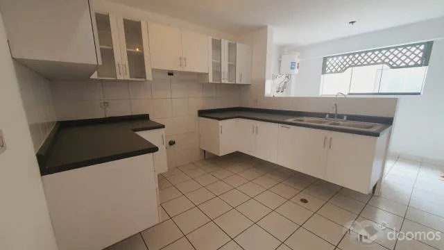EN VENTA AMPLIO Y ACOGEDOR DEPARTAMENTO EN SAN BORJA — foto 3