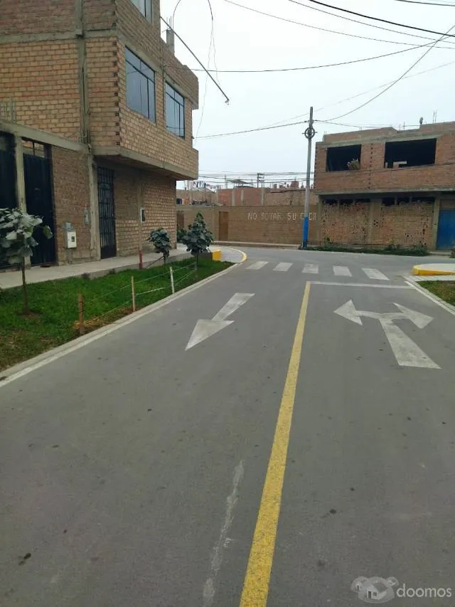 OCASION: SE VENDE CASA UBICADA EN AVP LOS PORTALES DE CARABAYLLO (MOTIVO-VIAJE) — foto 2