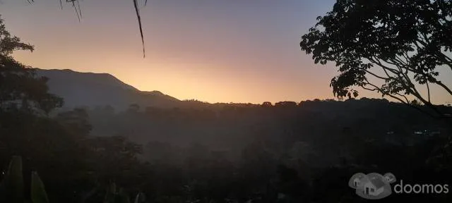 CASA DE CAMPO CON 2000 METROS CUADRADOS DE TERRENO UBICADOS EN UN SITIO ÚNICO Y PRIVILEGIADO — foto 3