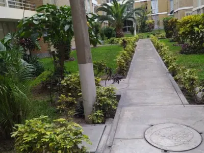 SE VENDE BONITO DEPARTAMENTO EN SURCO JUNTO A CENTRO COMERCIAL