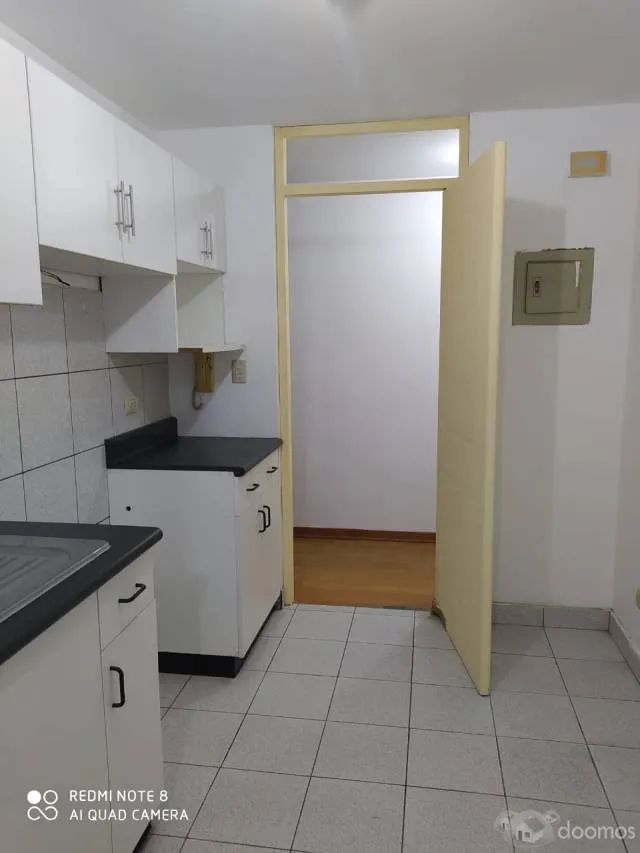SE VENDE BONITO DEPARTAMENTO EN SURCO JUNTO A CENTRO COMERCIAL — foto 8