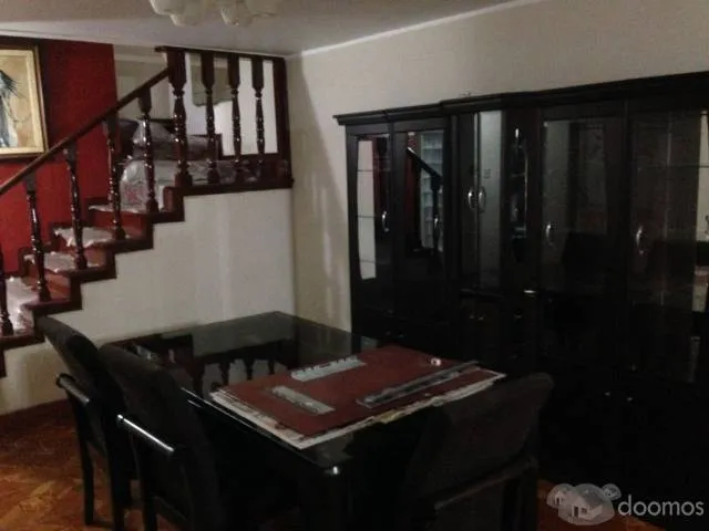 ALQUILER DE CASA DE 2 PISOS - COMAS - 2