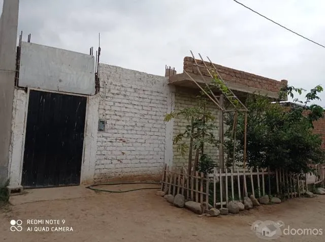 VENTA DE CASA CON POTENCIAL A ESPALDAS DE NATASHA ALTA - TRUJILLO — foto 4