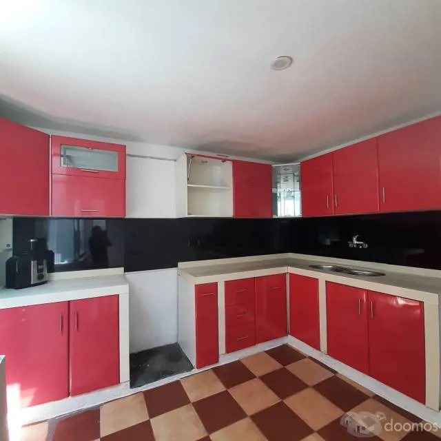 Departamento con amplios espacios para uso de vivienda y/o oficina — foto 5