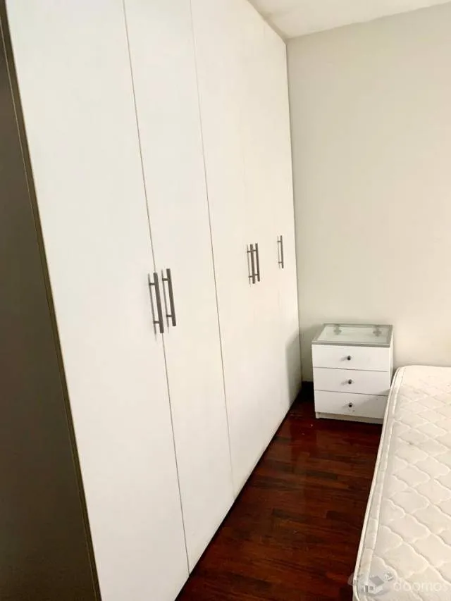 Alquilo linda casa Chalet limite Surquillo con San Isidro — foto 6