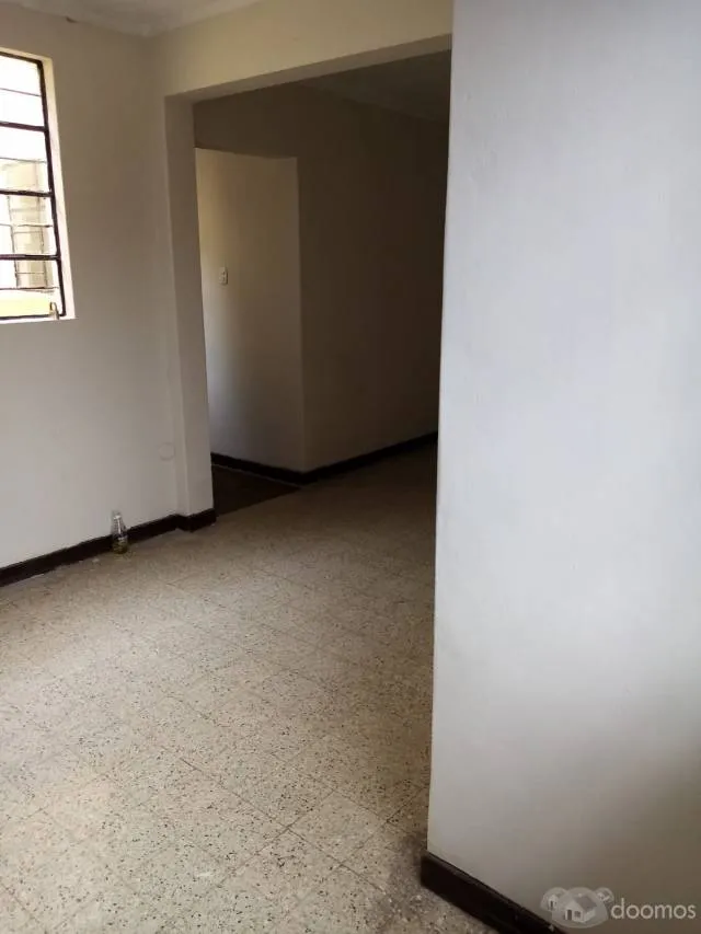 DEPARTAMENTO EN BELLAVISTA A DOS CUADRAS DEL OVALO DE LA PERLA — foto 4