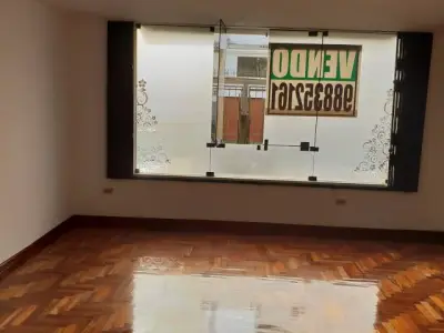 VENDO ACOGEDOR DEPARTAMENTO EN MONTERRICO