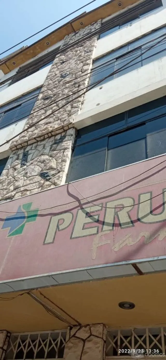 VENDO CASA DE 04 PISOS CON LOCAL PARA NEGOCIO EN EL 1ER PISO CON PUERTA A LA AVENIDA PRINCIPAL - 3