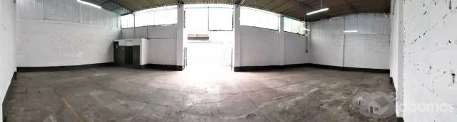 SE ALQUILA LOCAL INDUSTRIAL EN INTERIOR EN SAN MARTIN DE PORRES — foto 2