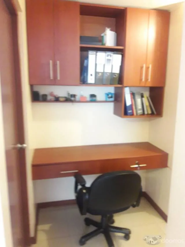 ALQUILO DEPARTAMENTO 93M2 FRENTE A UN PARQUE SURQUILLO,  03 DORMITORIOS, CUARTO Y BAÑO DE SERVICIO, COCHERA, CRUCE VILLARAN CON MARSANO- URB LOS SAUCES — foto 3