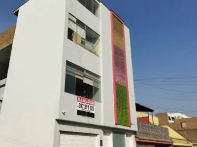 SE ALQUILA OFICINA EN PRIMER PISO, A ESPALDA DEL METRO DE SAN JUAN DE LURIGANCHO
