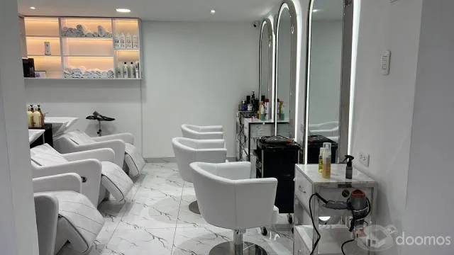 Traspaso Lujoso Salón De Belleza & Spa En Zona Financiera De San Isidro - 2