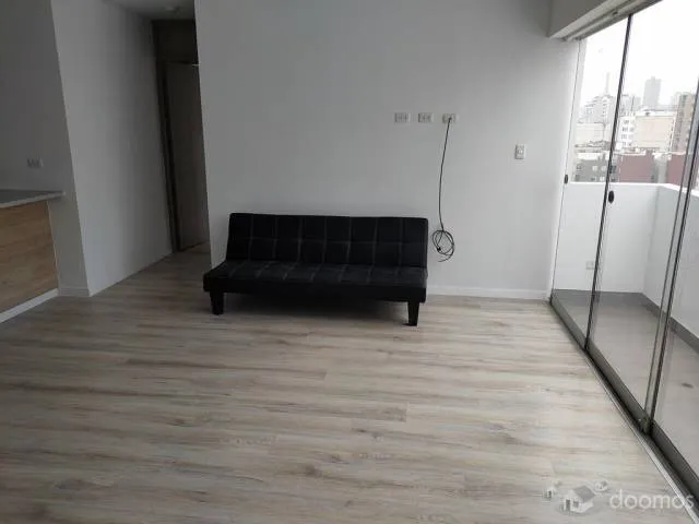 SE VENDE MODERNO DEPARTAMENTO EN BREÑA, LÍMITE CON PUEBLO LIBRE — foto 4