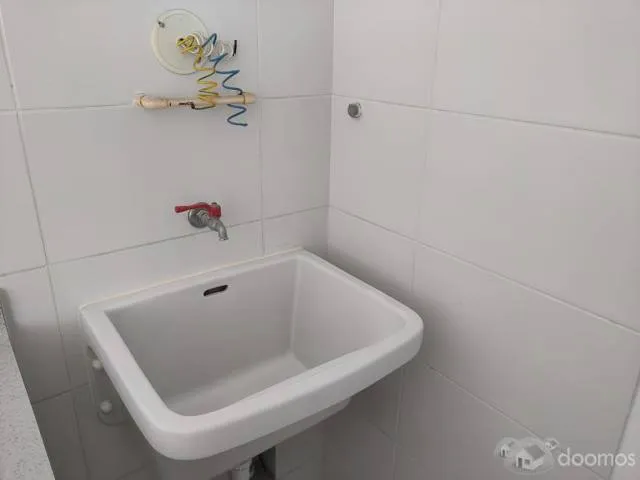 SE VENDE MODERNO DEPARTAMENTO EN BREÑA, LÍMITE CON PUEBLO LIBRE — foto 7
