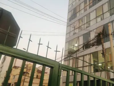 Ate vendemos edificio de 7 pisos 3 sótanos  20 estacionamientos