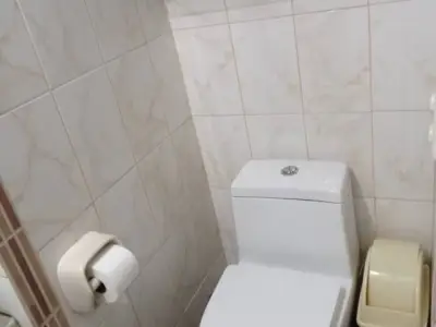Alquilo habitaciòn amoblada