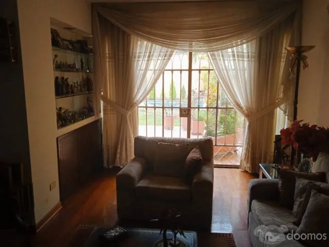 VENDO HERMOSA CASA CON PISCINA EN SAN ISIDRO — foto 6