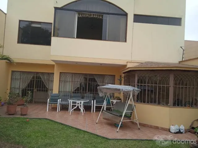 VENDO HERMOSA CASA CON PISCINA EN SAN ISIDRO — foto 15