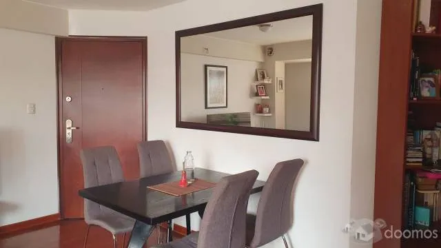 Vendo Acogedor Departamento en Zona Residencial de Miraflores, Cerca al Malecón. — foto 4