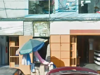 VENDO DEPARTAMENTO O ALMACEN EN GAMARRA DAMERO B