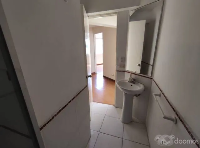 Se vende Dúplex en Calle Samuel Márquez en Miraflores - 9