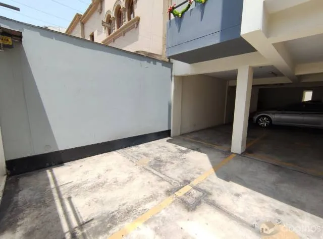 Se vende Dúplex en Calle Samuel Márquez en Miraflores - 10