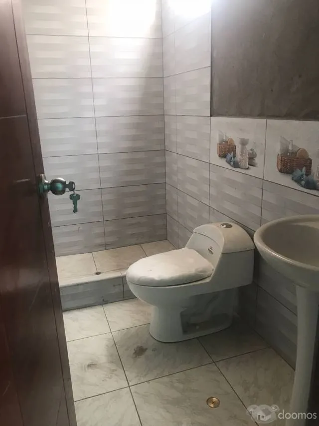 SE ALQUILA DEPARTAMENTO EN ESTRENO- TERCER PISO — foto 2