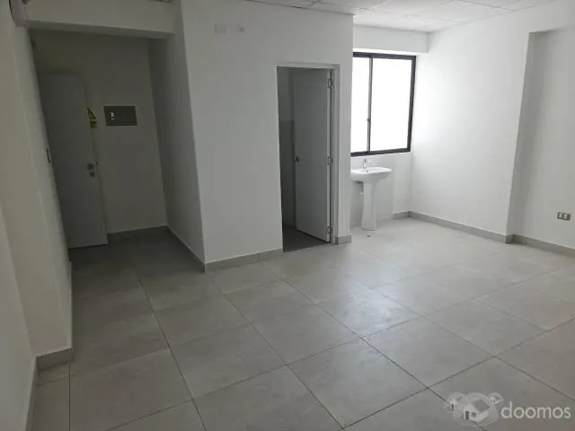 Alquiler consultorio de estreno en Barrio Médico espaldas de Clínica Peruana Americana — foto 2