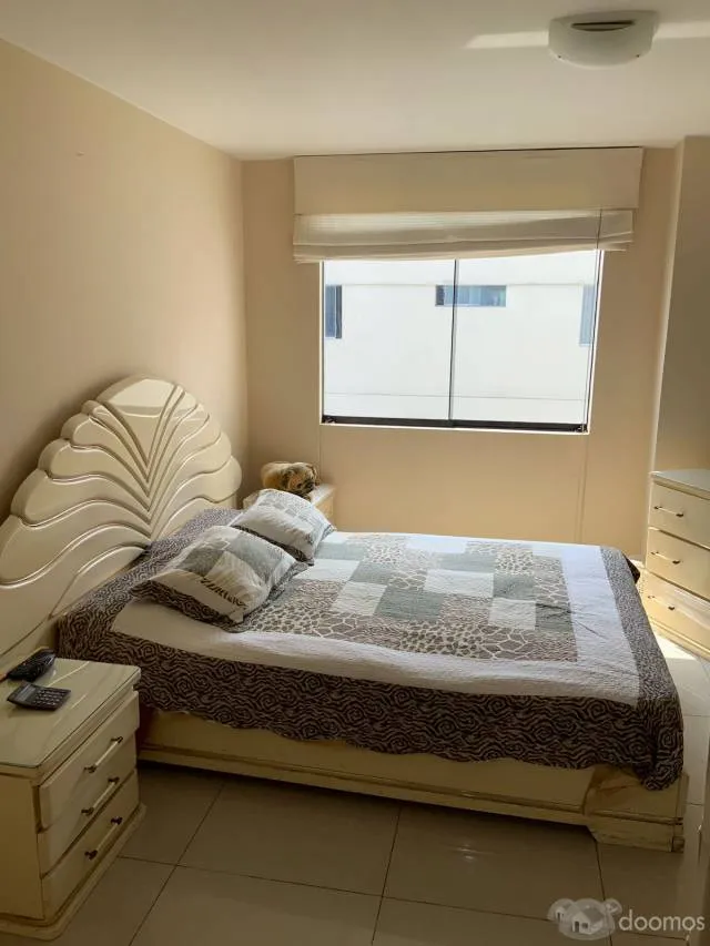 EN SAN BORJA SE VENDE BELLISIMO DEPARTAMENTO CÓDIGO KDV-844 / DUPLEX EN 5to PISO CON EXCELENTE ASCENSOR A LA PUERTA DEL DEPARTAMENTO — foto 2
