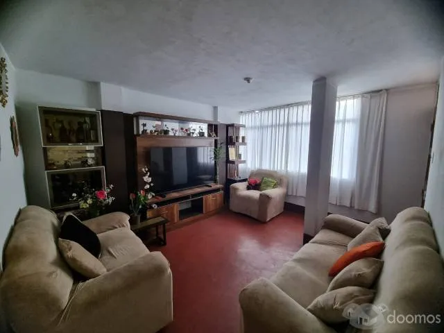 VENDO CASA MANUEL AREVALO III ETAPA - 5