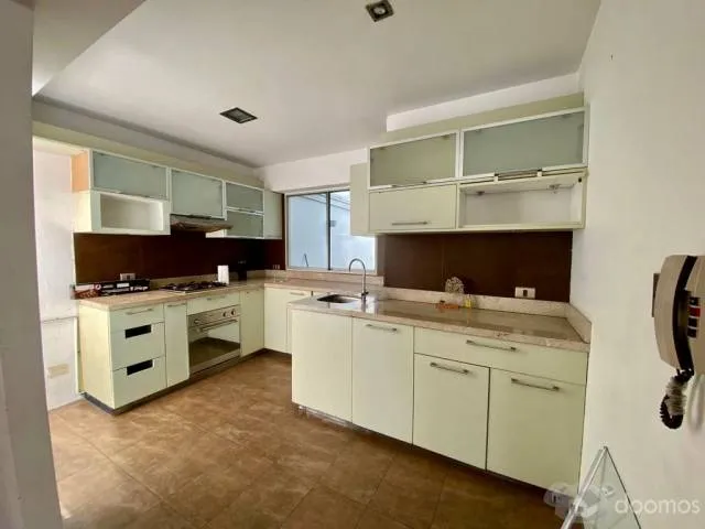 VENDE PEPARTAMENTO EN PRIMER PISO FRENTE A PARQUE MIRAFLORES AURORA — foto 3