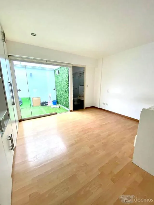 VENDE PEPARTAMENTO EN PRIMER PISO FRENTE A PARQUE MIRAFLORES AURORA — foto 4
