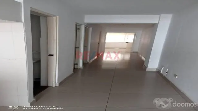 En Venta Lindo Flat En Playa Arica A Una Cuadra De Acceso Al Mar - 2
