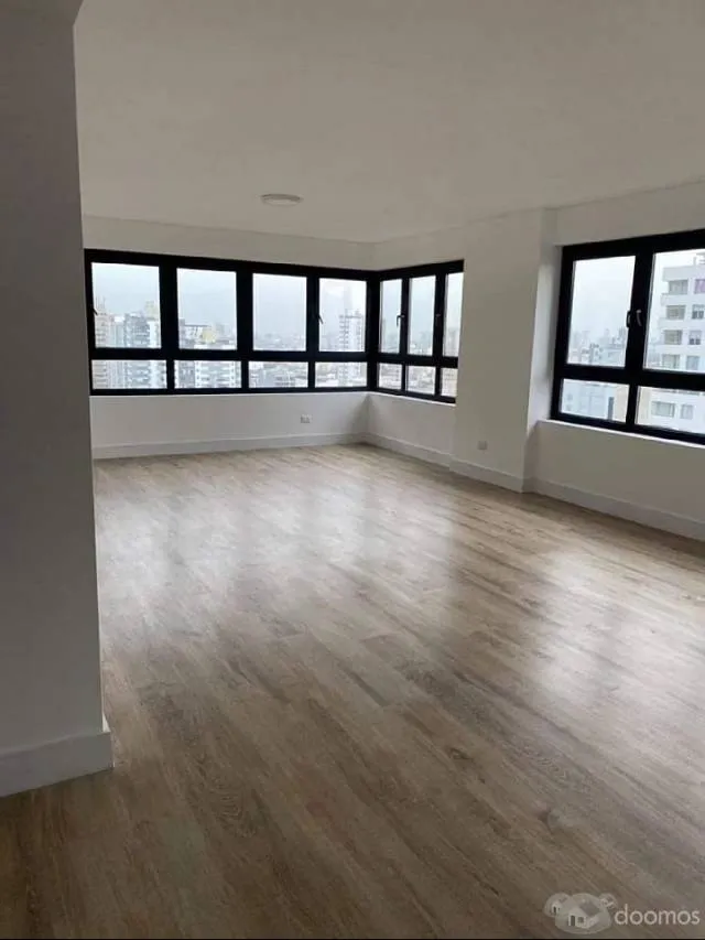 SE VENDE DEPARTAMENTO PISO 12 REMODELADO EN SU TOTALIDAD $310,000 NEGOCIABLE — foto 2