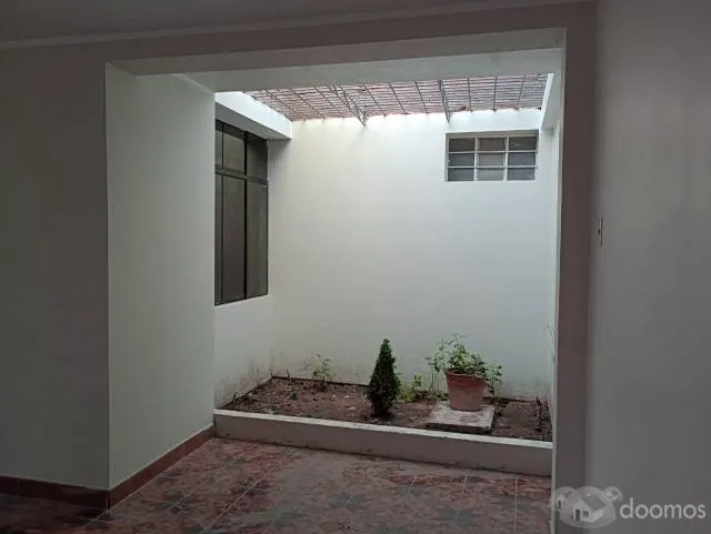 ALQUILO BONITA CASA - 7