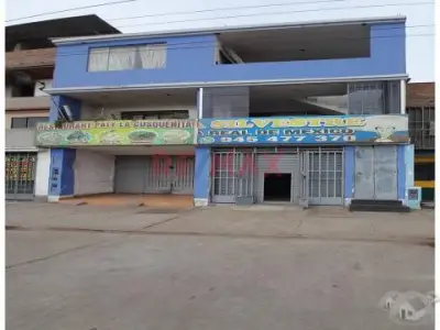 Local comercial en 1er piso ubicado frente al hospital de la Solidaridad